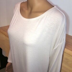 WHBM 3 Quarters Sleeve Drop Shoulder Tee Size L
